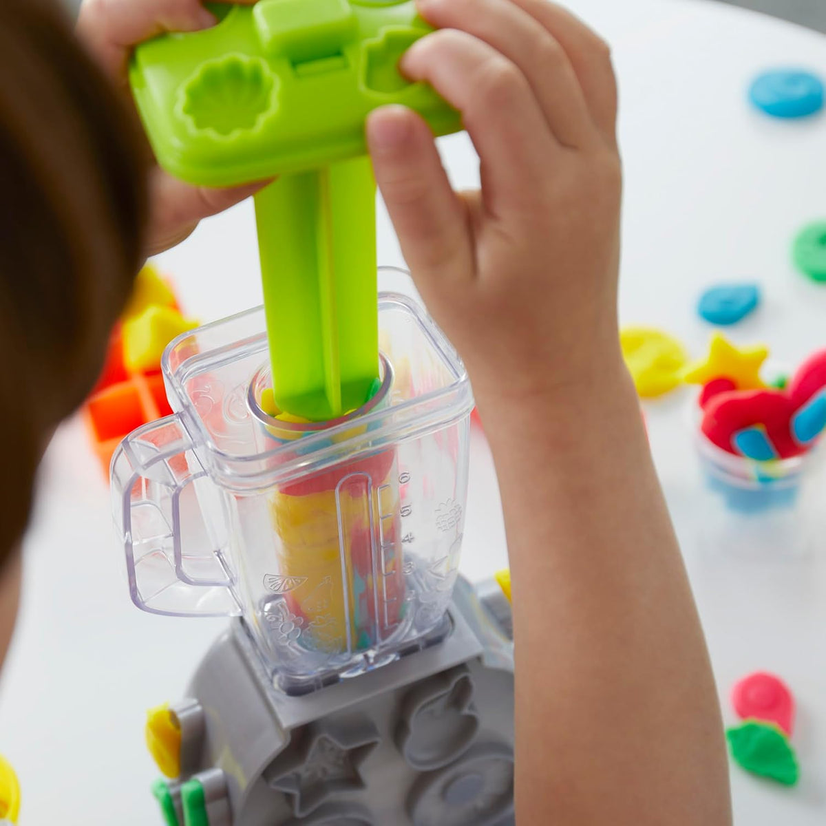 Play Doh Swirlin' Smoothies Toy Blender Playset, Play Kitchen Appliances, Kids Arts and Crafts Toys for 3 Year Old Girls and Boys and Up