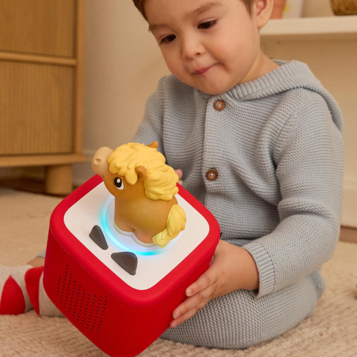 Toniebox 2 My First Farm Bundle for Kids 1+ with Soft and Squeezable Cow, Horse, and Pig - Cloud Pink
