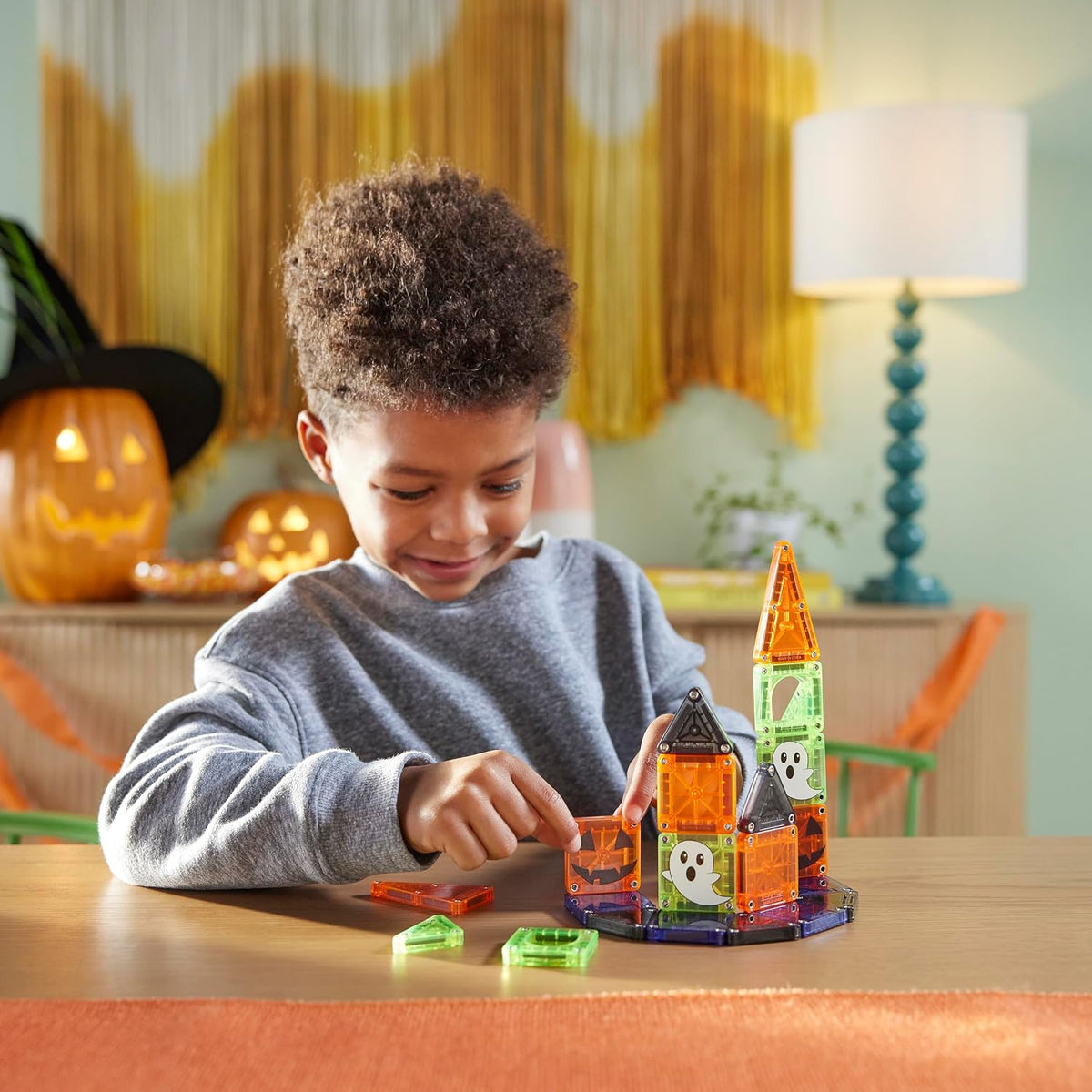 MAGNA-TILES microMAGS 24-Piece Spooky Travel Set, The Original Magnetic Building Brand