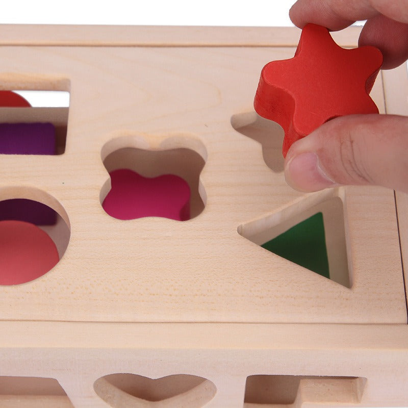 Pulling a 15 hole car intelligence box for children aged 0-3, shape matching of educational toys, baby color recognition building blocks