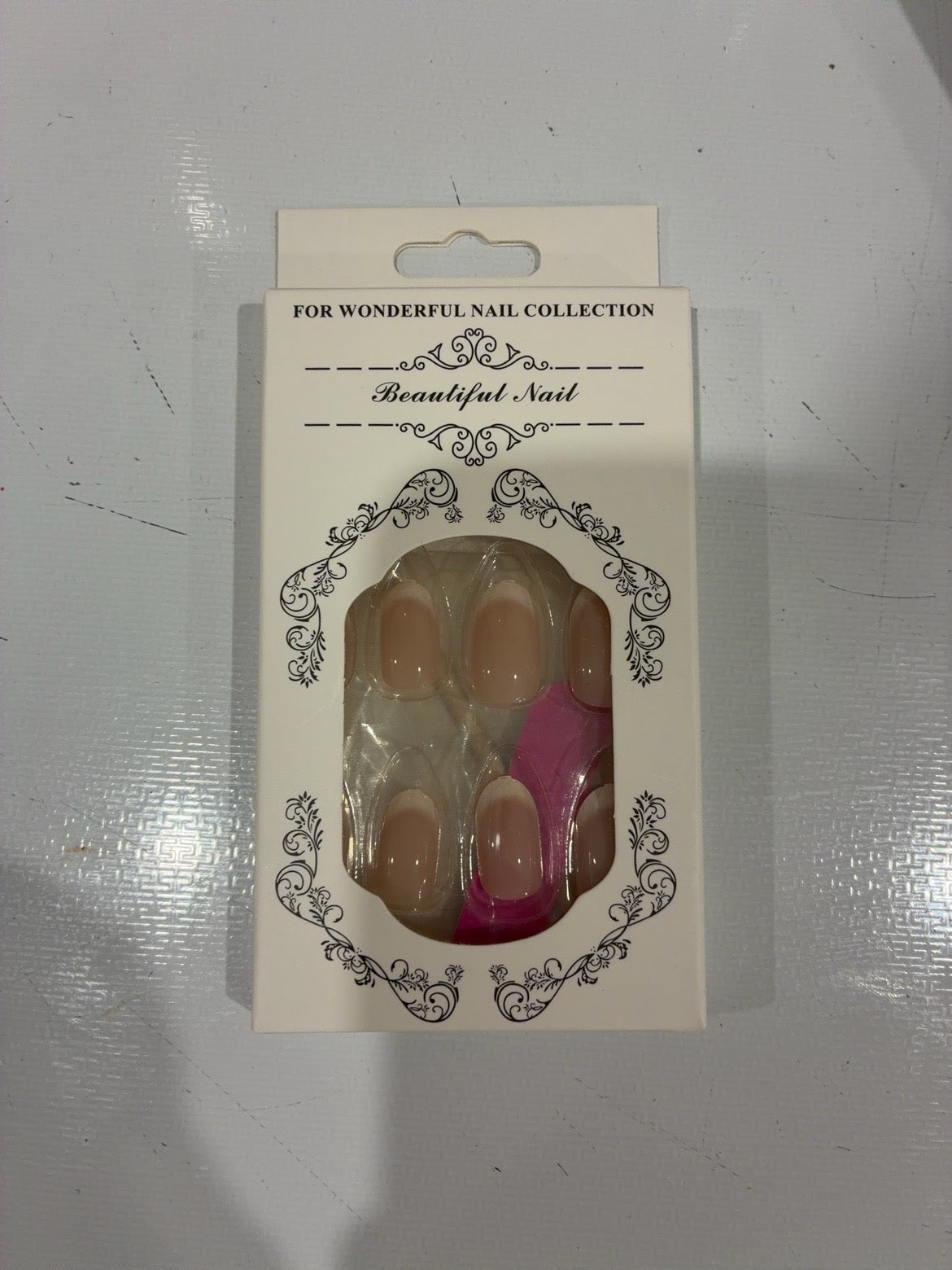 Press-On Nails – Natural Nude Short Oval (24 Piece Set)