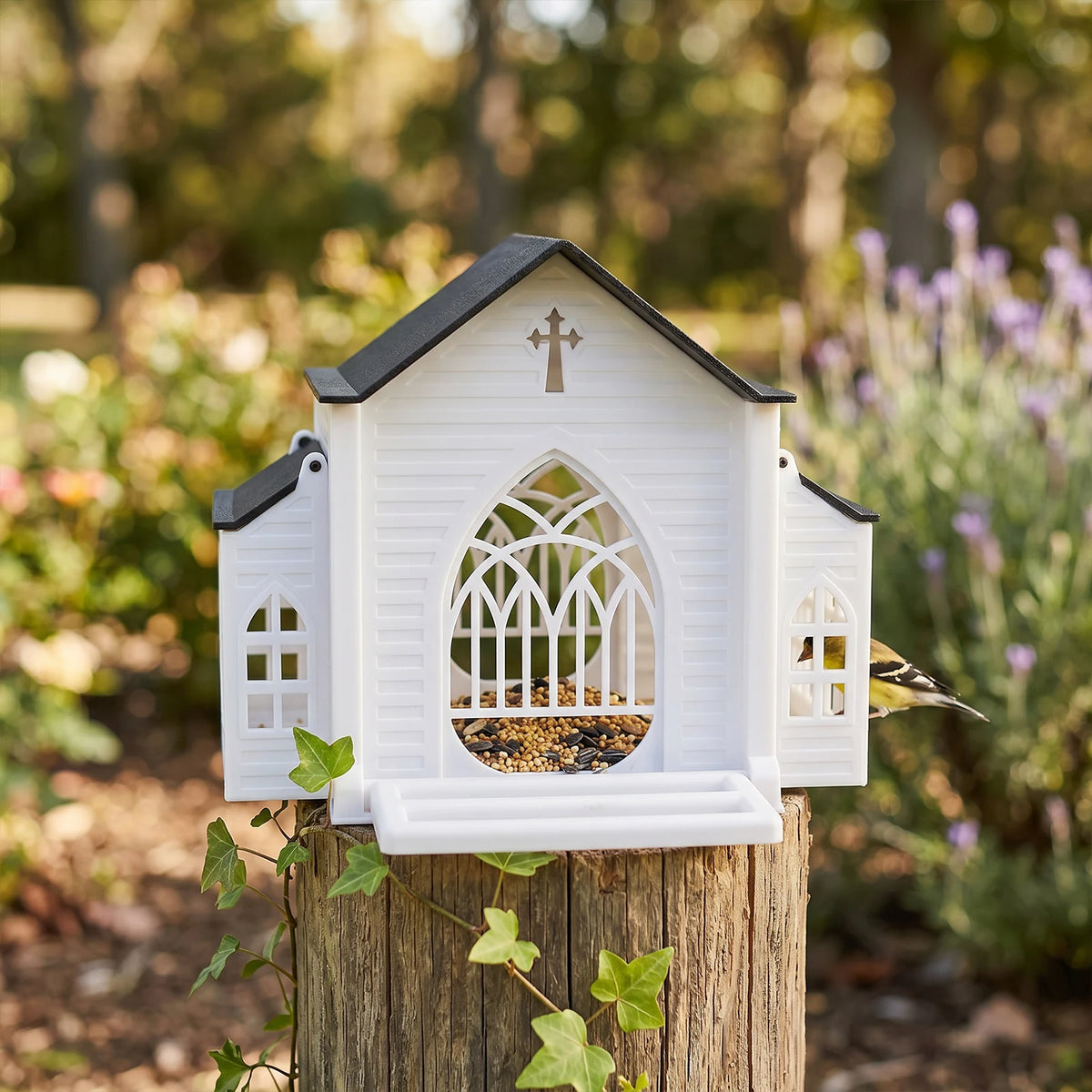 Church-Shaped Metal Bird Feeder with Light Hanging Wild Bird Feeder Weatherproof Birds Cage for Birds Watching in The Courtyard